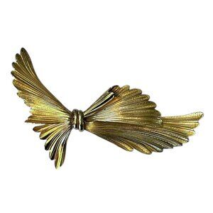 Lisner Vintage Gold Tone Bow Brooch Pin Granny Core Boho Career Wear it All